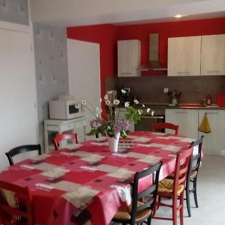 Maison En Pierre De Pays Ségrie Esterno foto